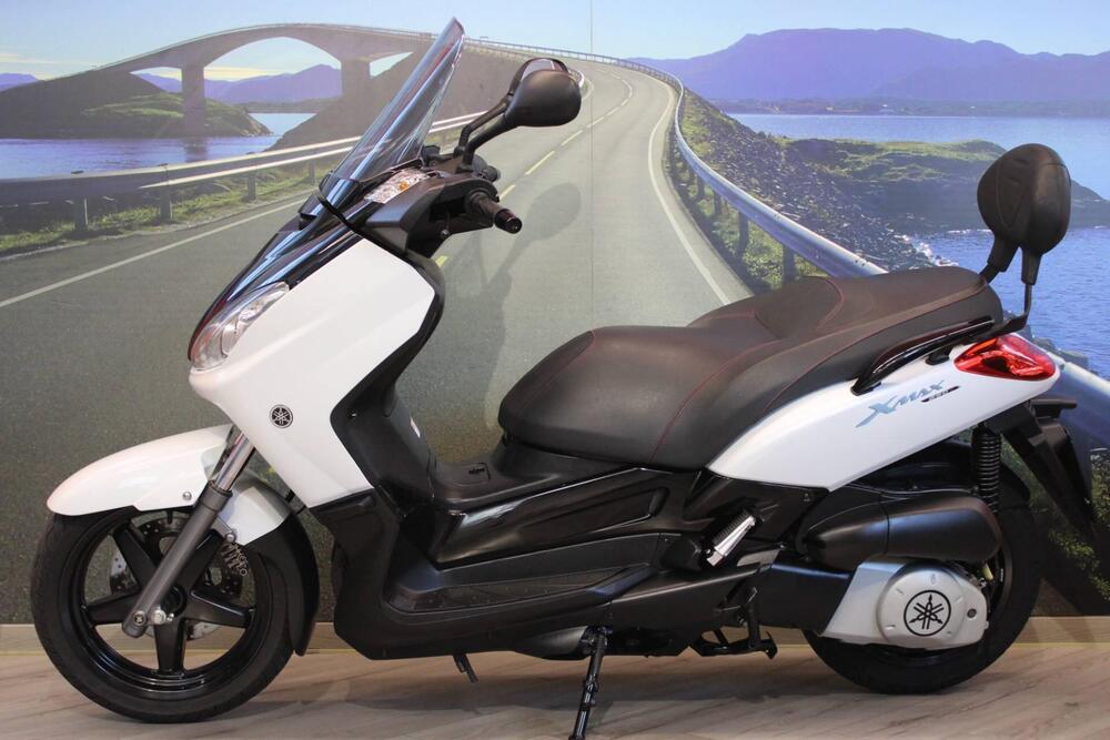 Yamaha X-Max 250 (2007 - 09) (7)
