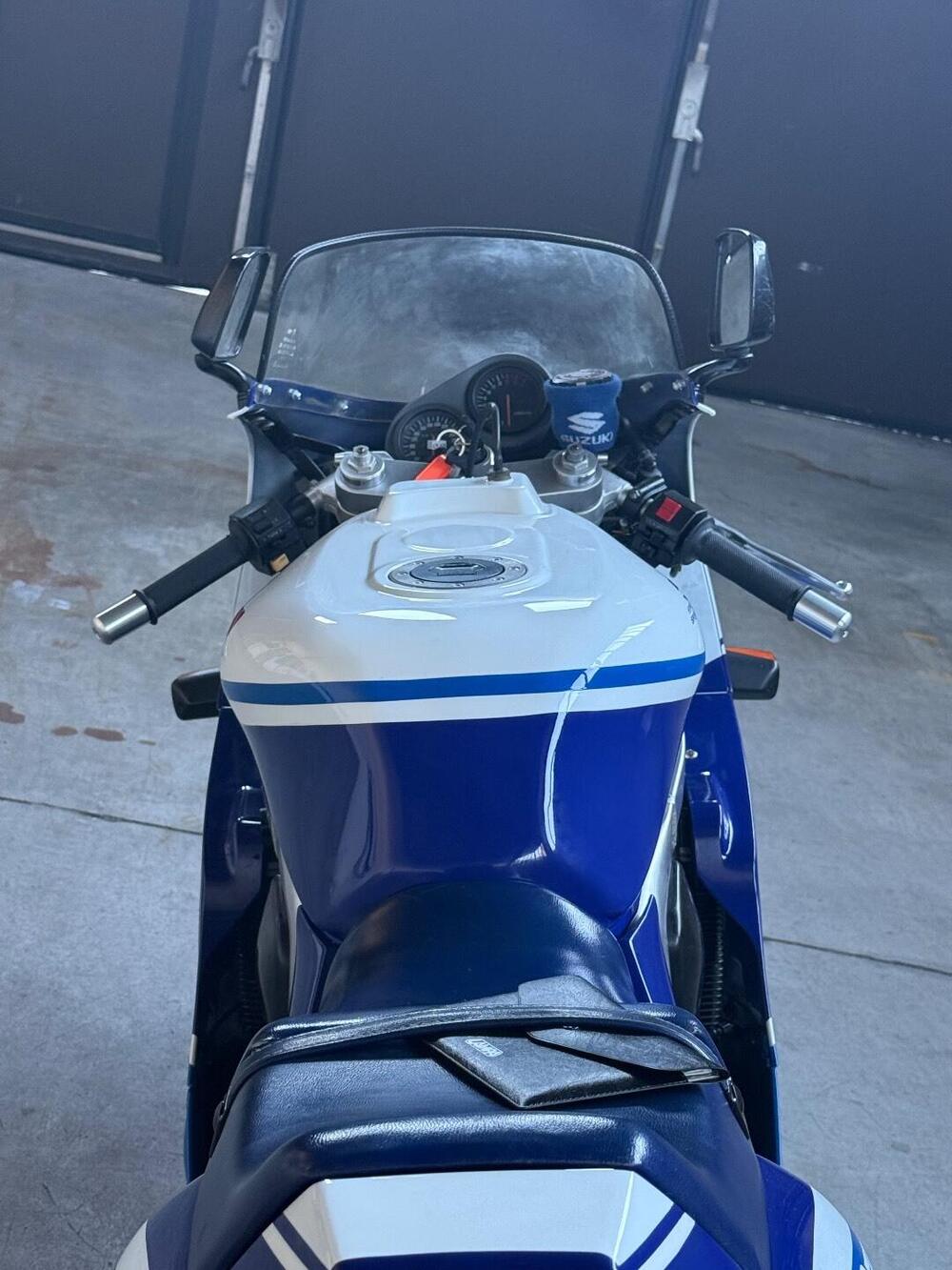 Suzuki GSX R 750 gr77A (4)