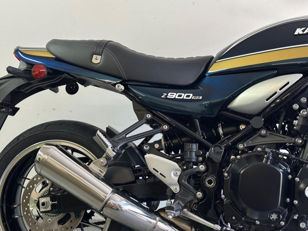 Kawasaki Z 900 RS (2022 - 25) (2)