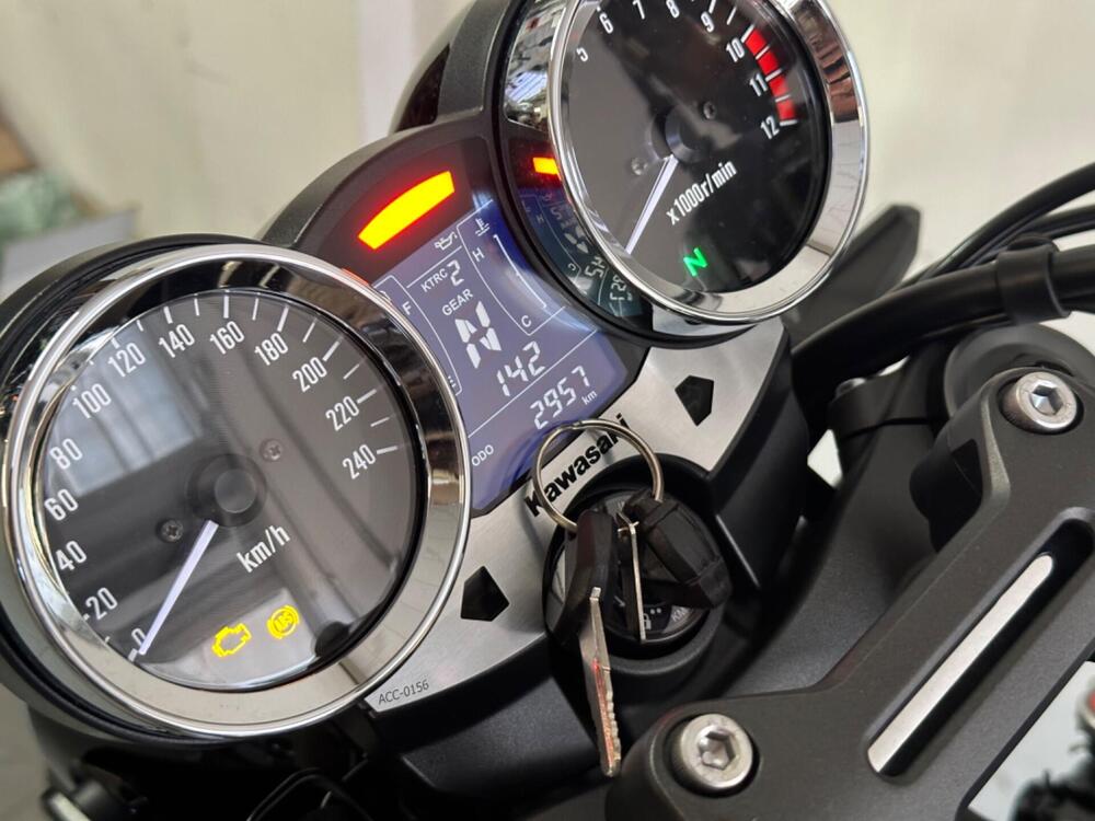 Kawasaki Z 900 RS (2022 - 25) (5)