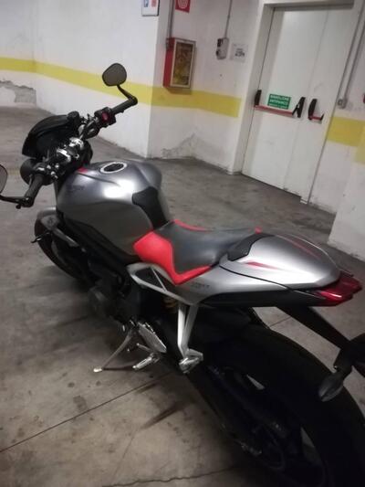 Triumph Street Triple RS (2017 - 19) usata