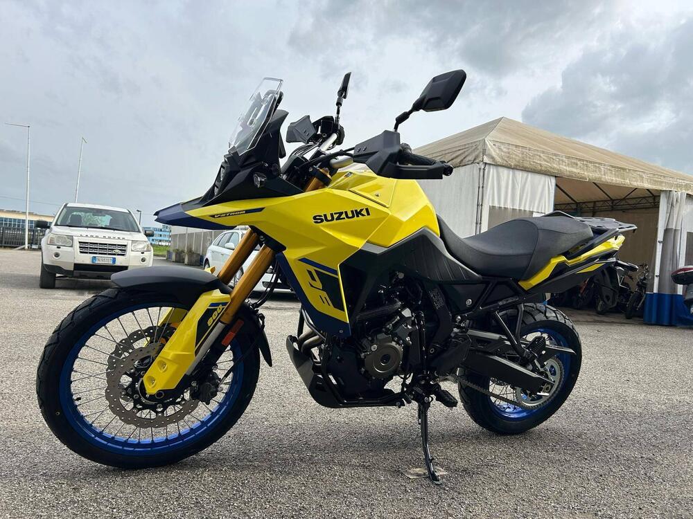 Suzuki V-Strom 800DE (2025) (3)