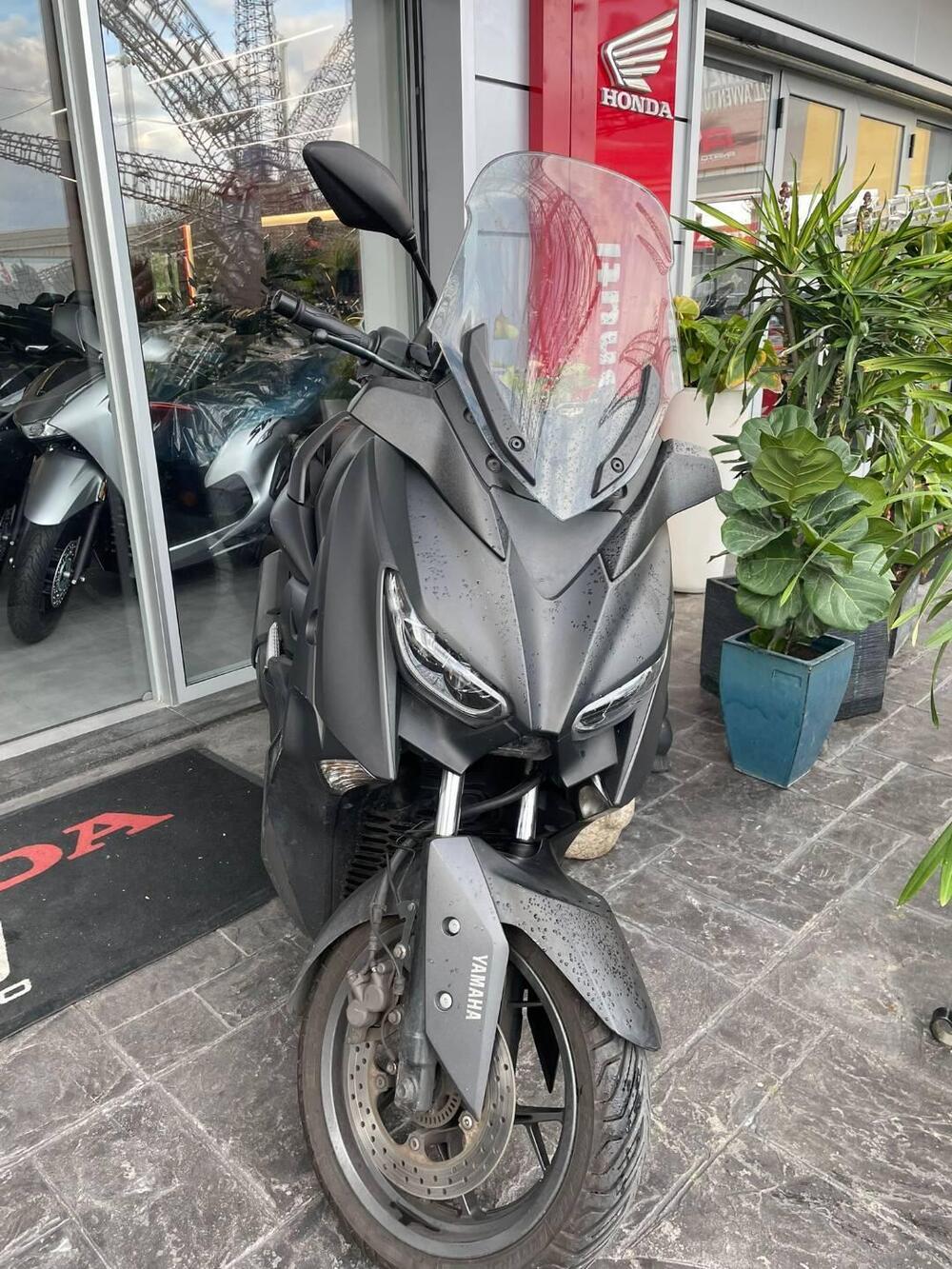 Yamaha X-Max 300 (2021 - 24)
