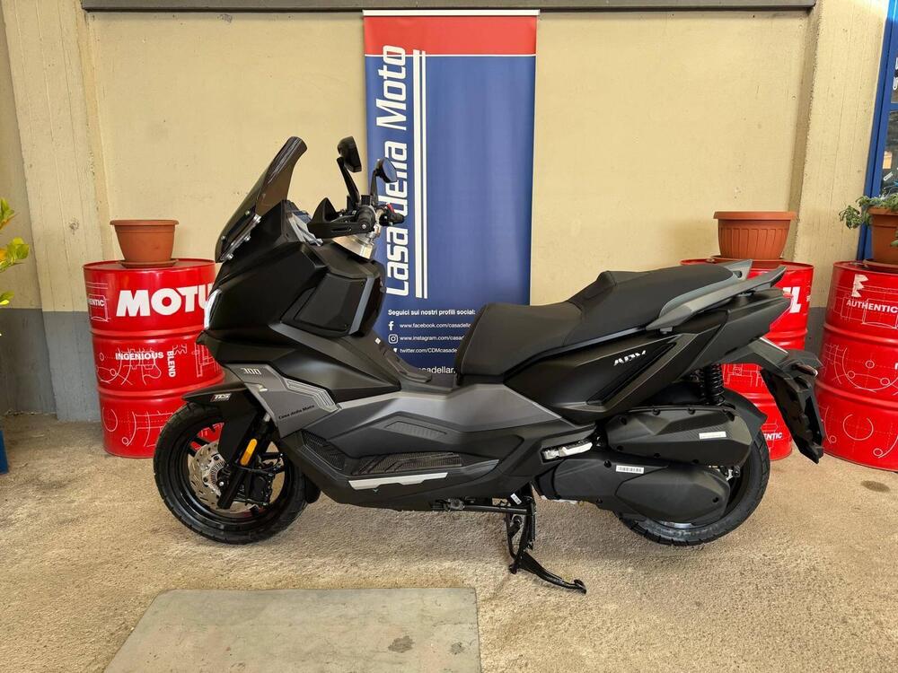 Sym ADX 300 (2024 - 25) (9)