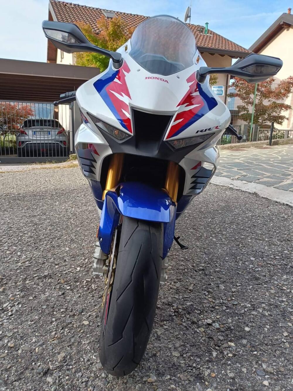 Honda CBR 1000 RR-R Fireblade SP 30th Anniversary (2022 - 23) (3)