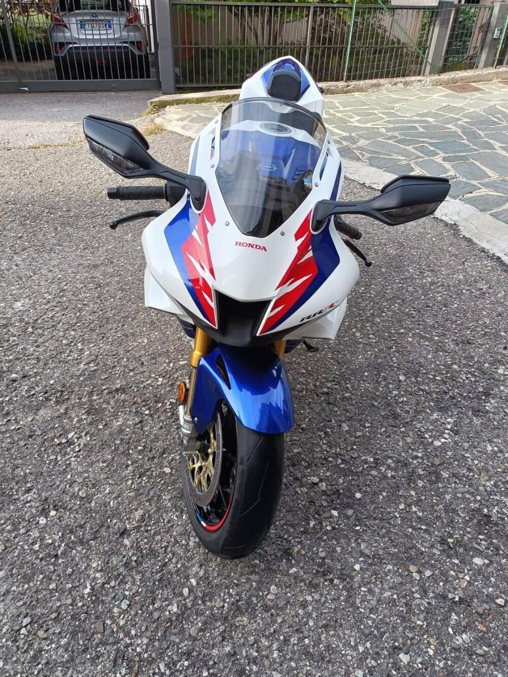 Honda CBR 1000 RR-R Fireblade SP 30th Anniversary (2022 - 23) (6)