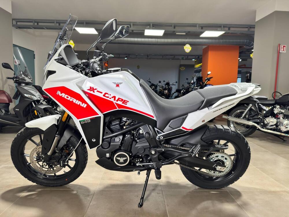 Moto Morini X-Cape 650 (2021 - 26) (4)