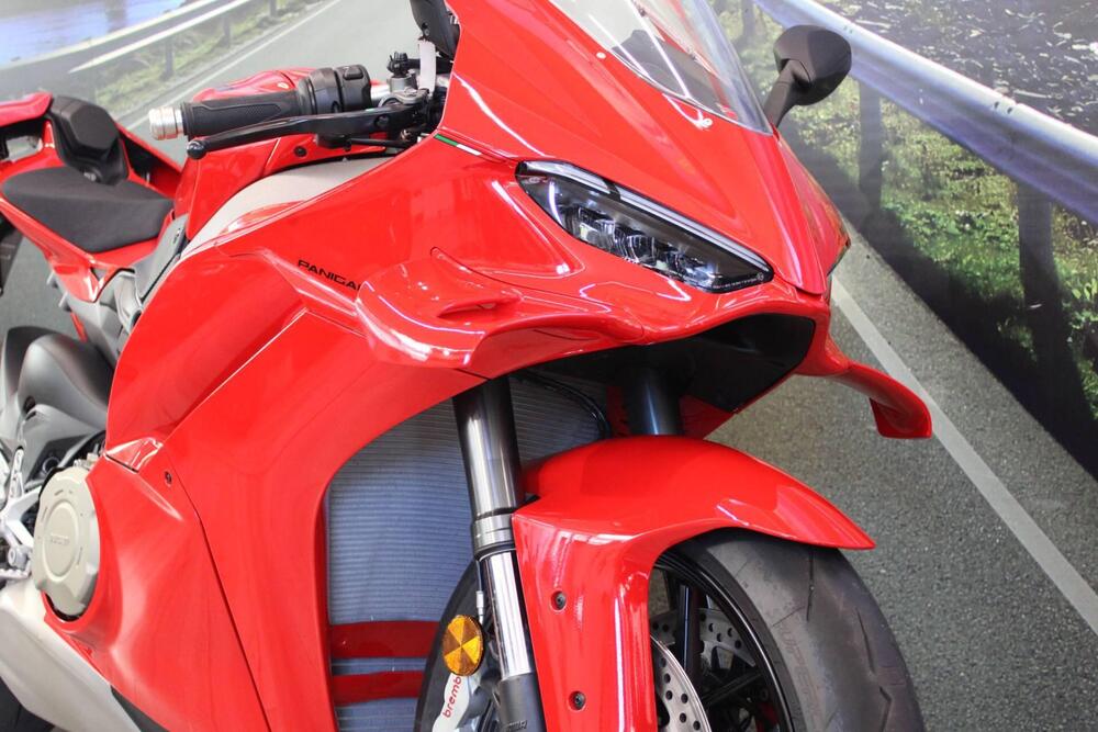 Ducati Panigale V4 (2025) (12)