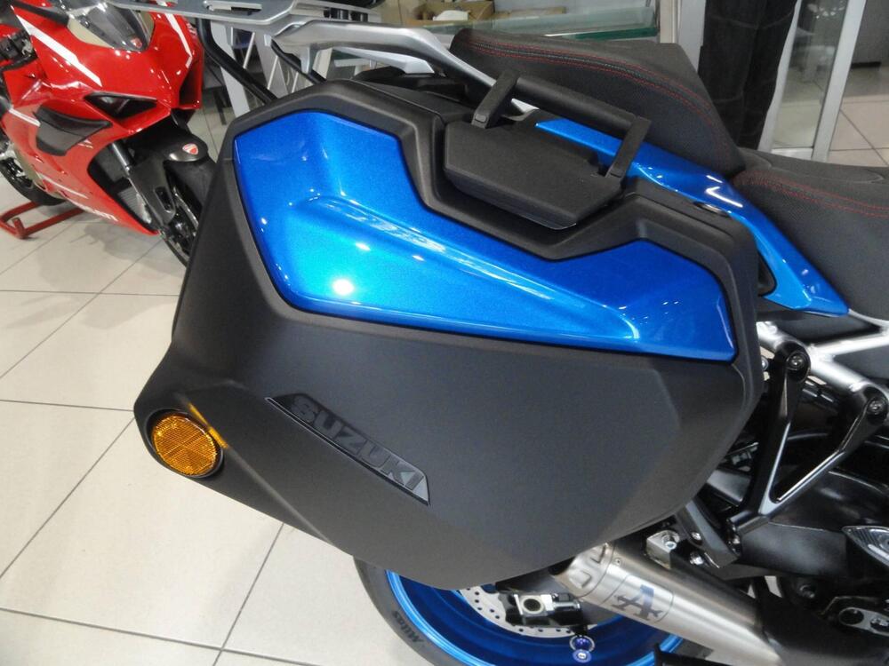 Suzuki GSX-S1000GX Touring (2024 - 25) (7)
