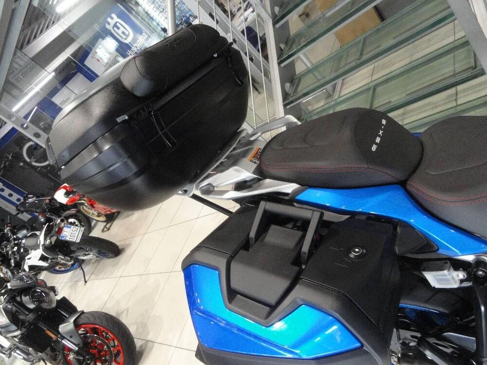 Suzuki GSX-S1000GX Touring (2024 - 25) (8)