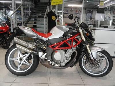 MV Agusta Brutale 910 S (2005 - 11) usata