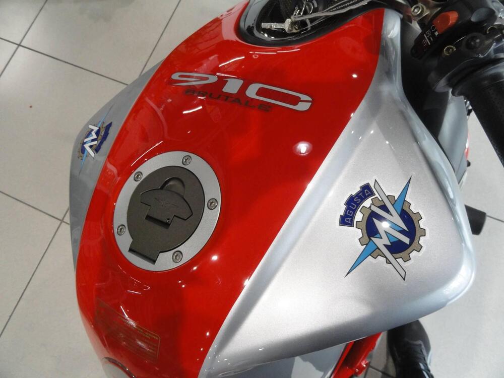 MV Agusta Brutale 910 S (2005 - 11) (11)