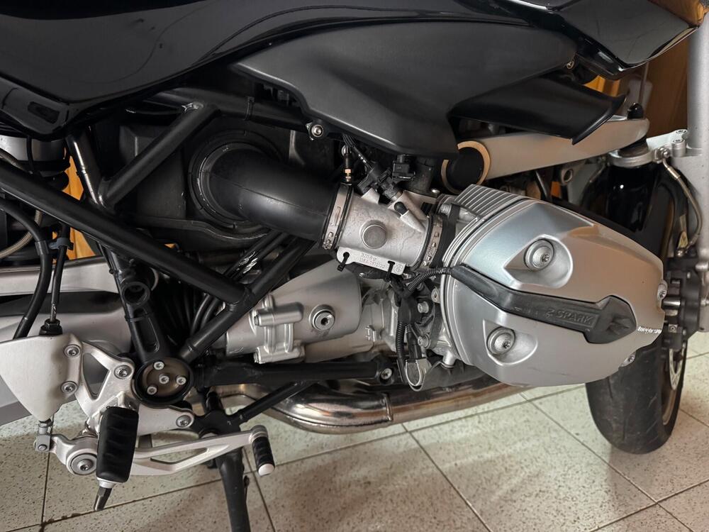Bmw R 1200 R (2006 - 11) (4)