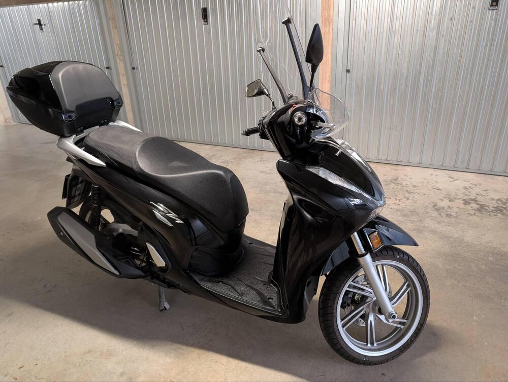 Honda SH 350 (2021 - 24) (3)