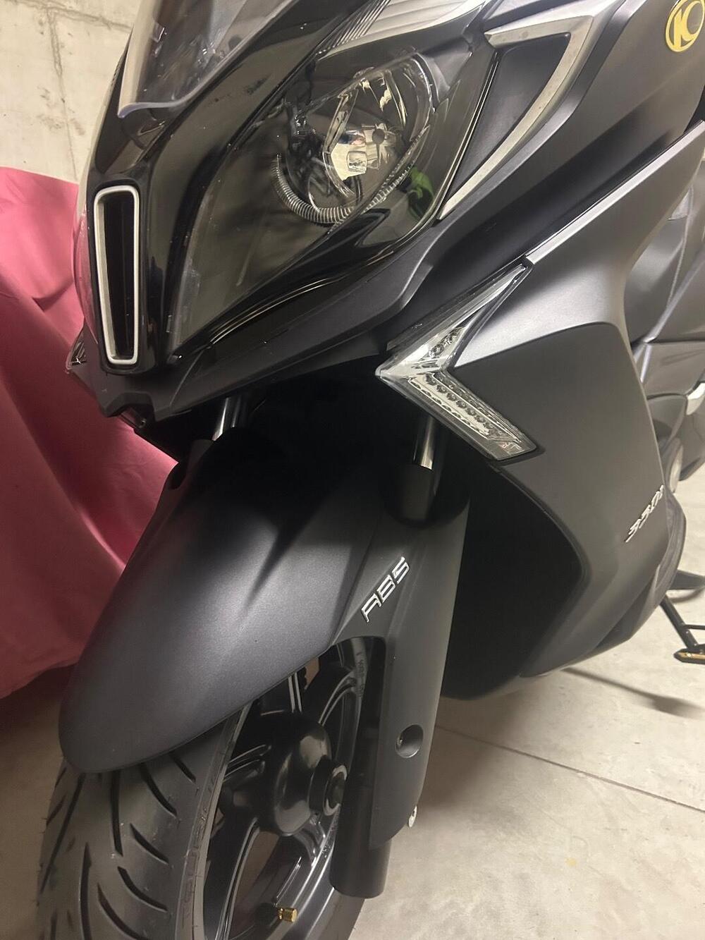 Kymco Downtown 350i ABS (2016 - 20) (4)