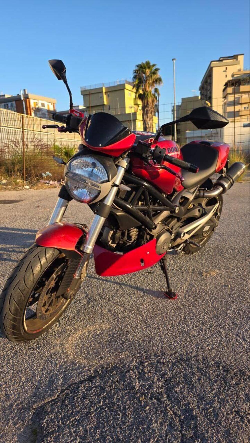 Ducati Monster 696 Plus (2007 - 14) (5)