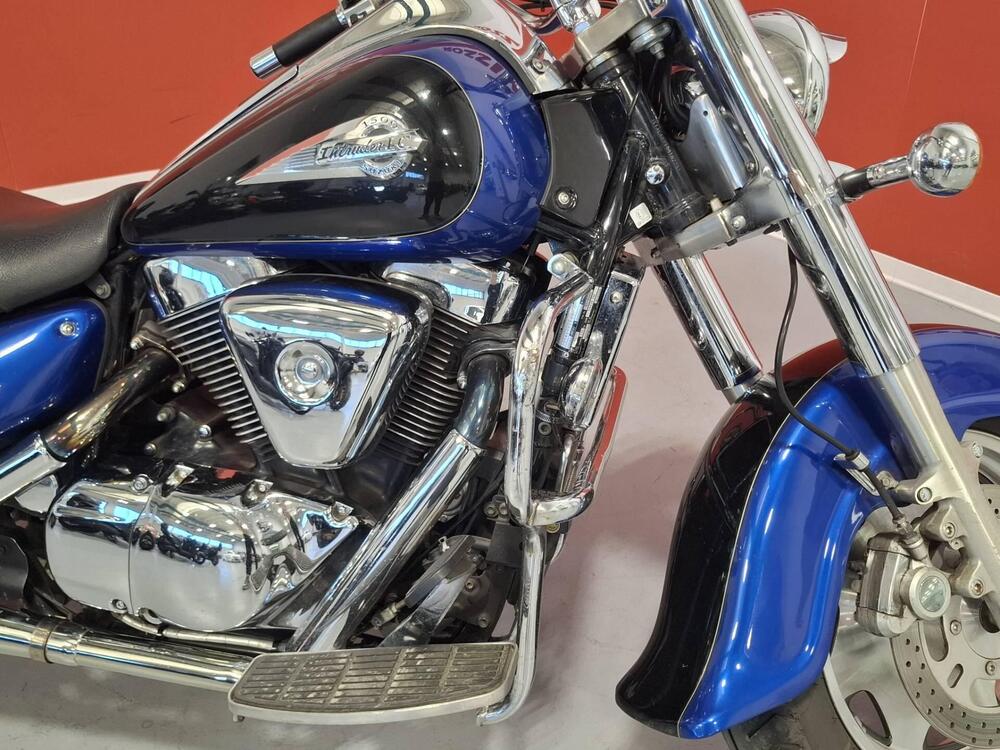 Suzuki VL Intruder 1500 (9)