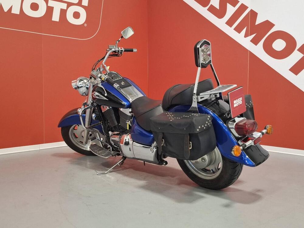 Suzuki VL Intruder 1500 (5)