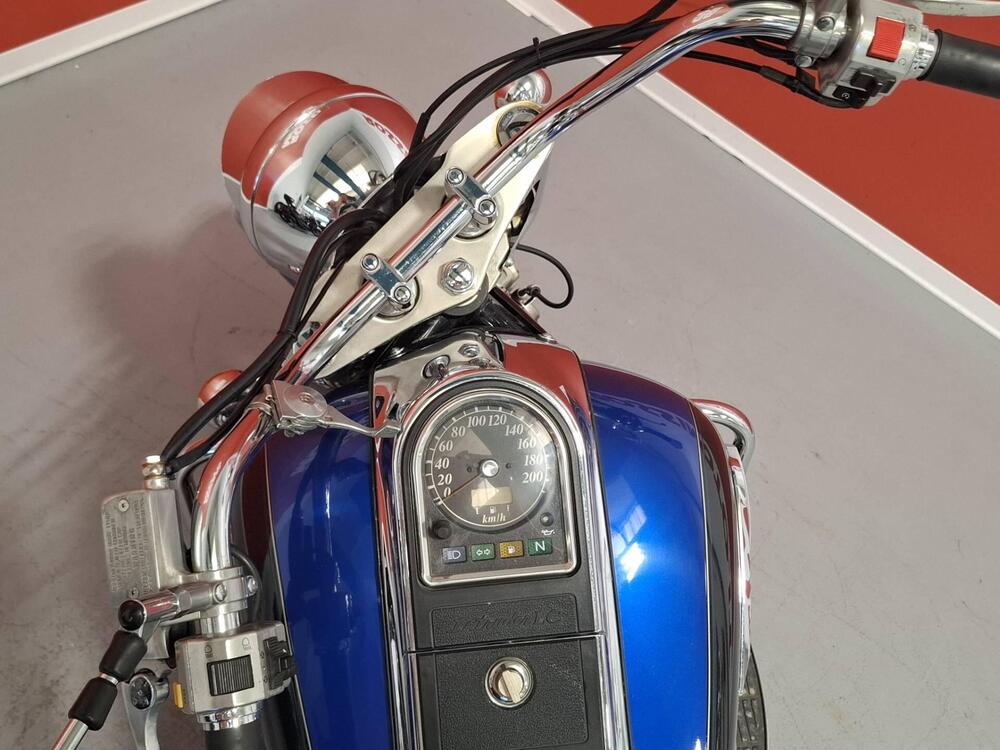 Suzuki VL Intruder 1500 (12)
