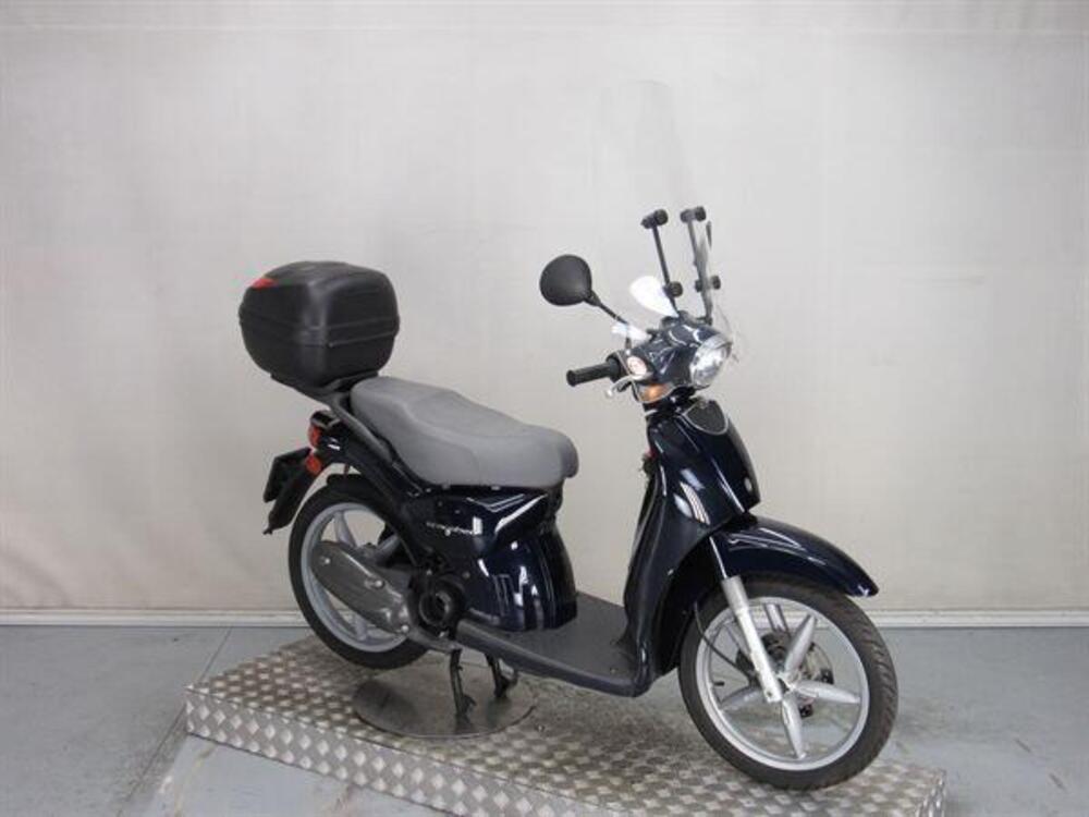 Aprilia Scarabeo 50 (2004 - 06) (2)