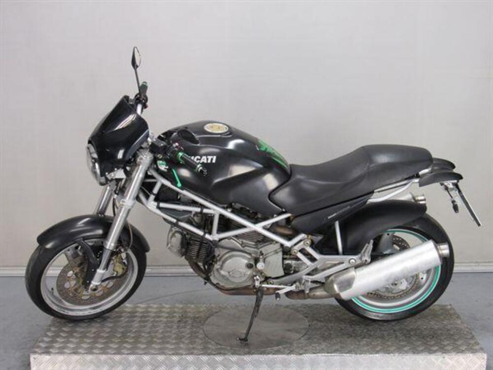 Ducati Monster 600 Dark (1998 - 01) (4)