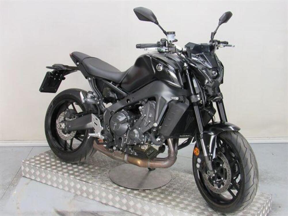 Yamaha MT-09 (2021 - 23) (2)