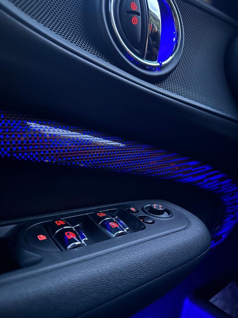 MINI Mini Clubman usata a Torino (19)