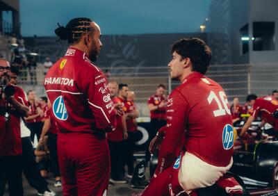 F1 2026, Ferrari l’anno della verità: Leclerc avverte “Ora o mai più”, niente ritiro per Hamilton. Vasseur svela la nuova filosofia