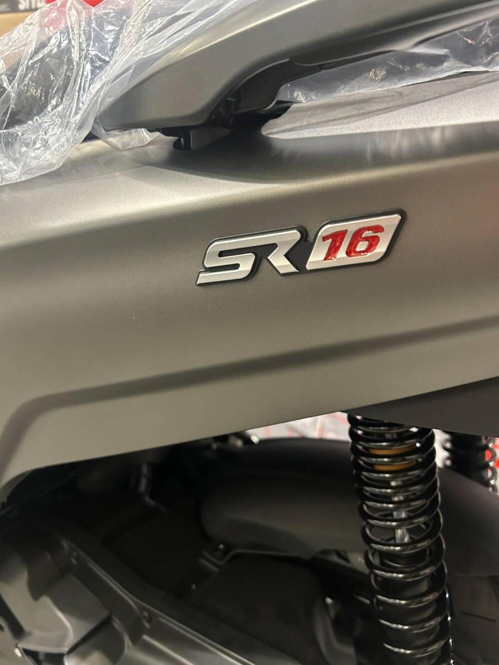 Voge Sfida SR16 125 (2025) (7)