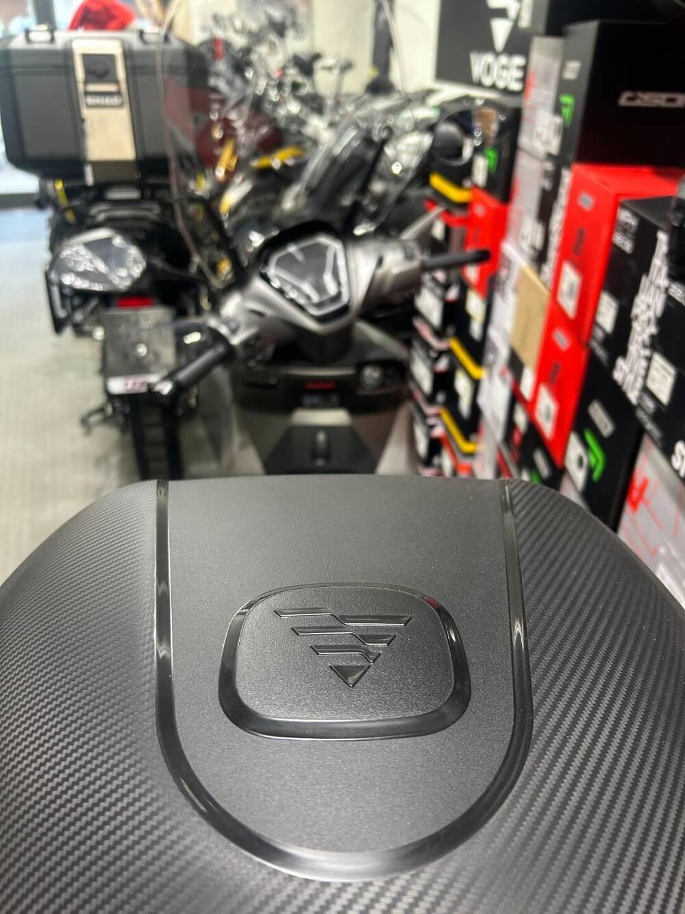 Voge Sfida SR16 125 (2025) (9)