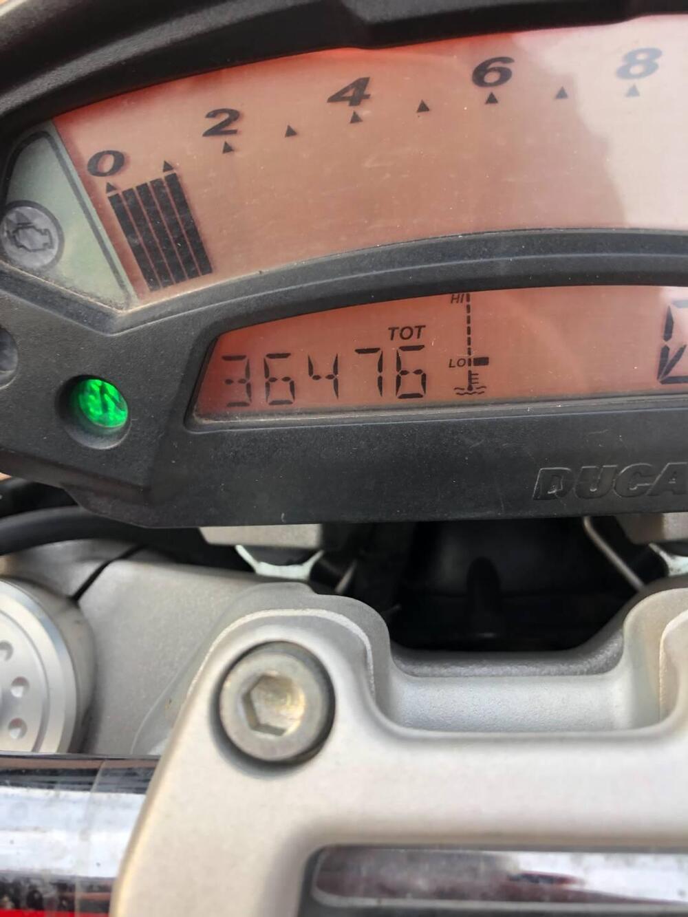 Ducati Monster 696 Plus (2007 - 14) (4)