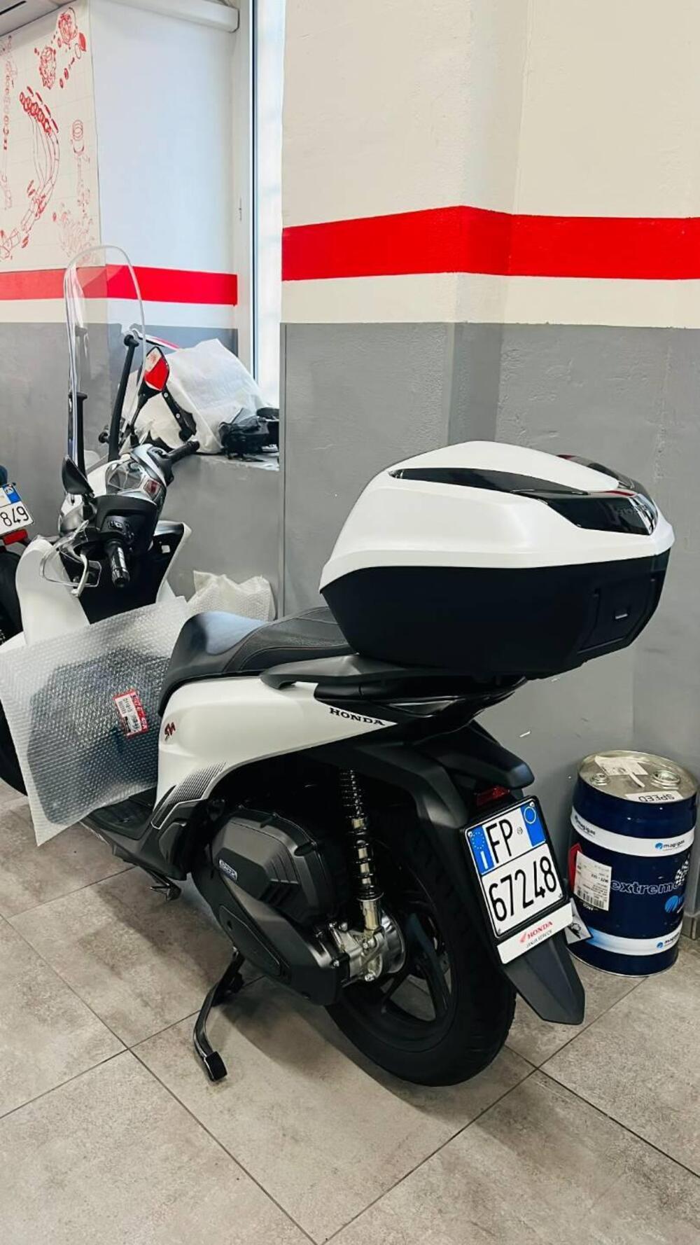 Honda SH 125i Sport (2024 - 25) (3)