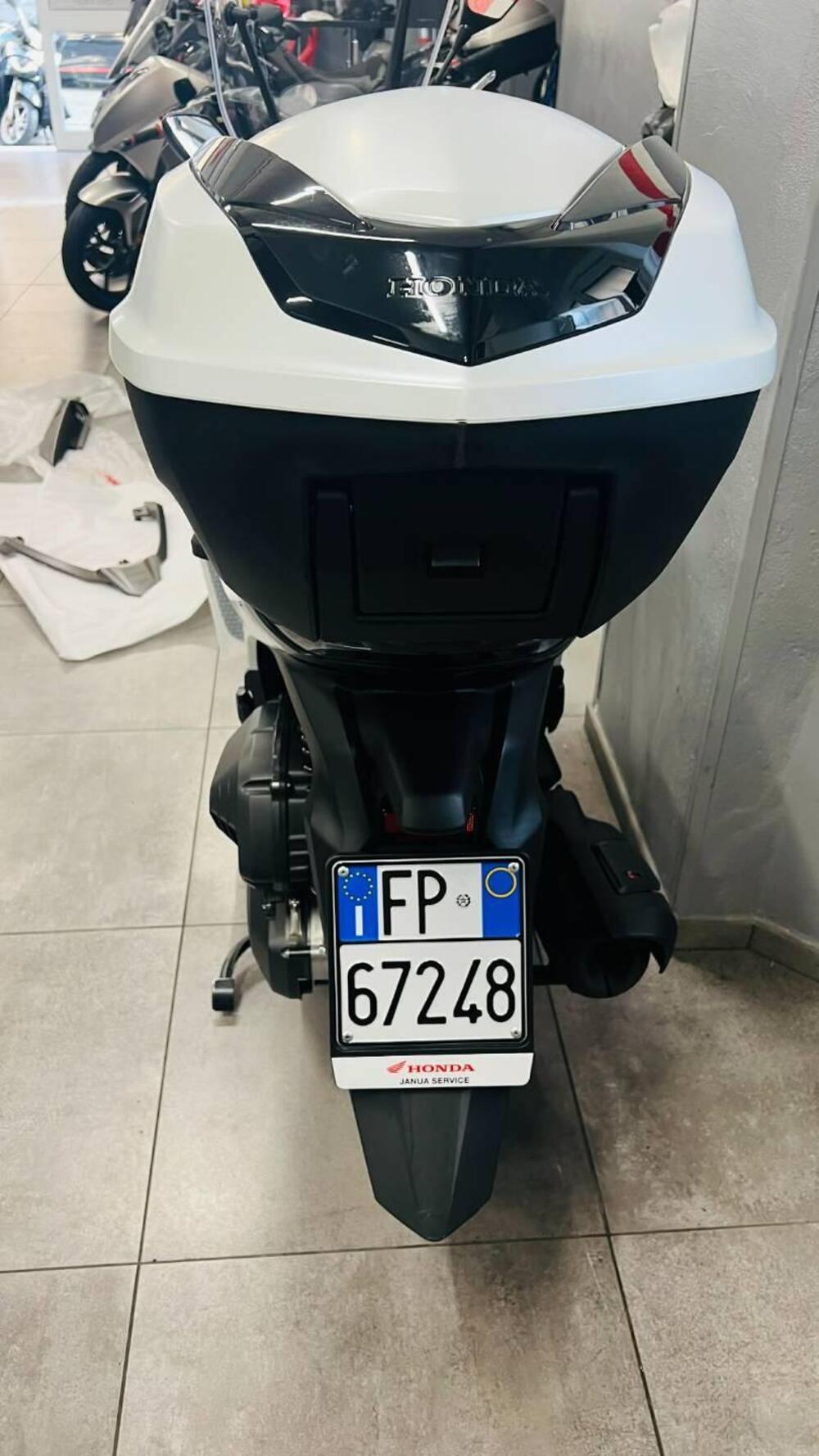 Honda SH 125i Sport (2024 - 25) (5)