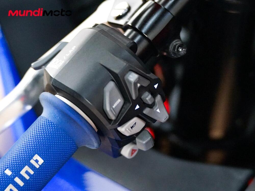 Honda CBR 1000 RR-R Fireblade SP (2022 - 23) (21)