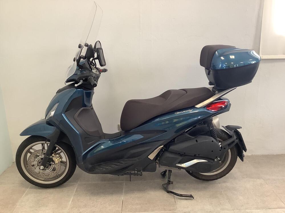 Piaggio Beverly 300 ABS-ASR (2021 - 25) (4)