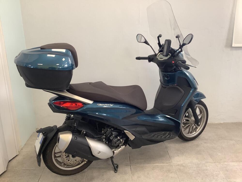 Piaggio Beverly 300 ABS-ASR (2021 - 25) (6)