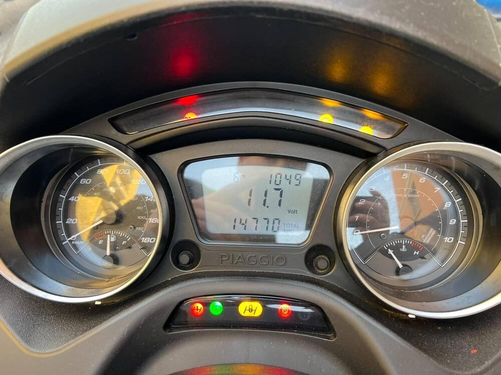 Piaggio MP3 300 Sport ABS Hpe (2021 - 24) (4)