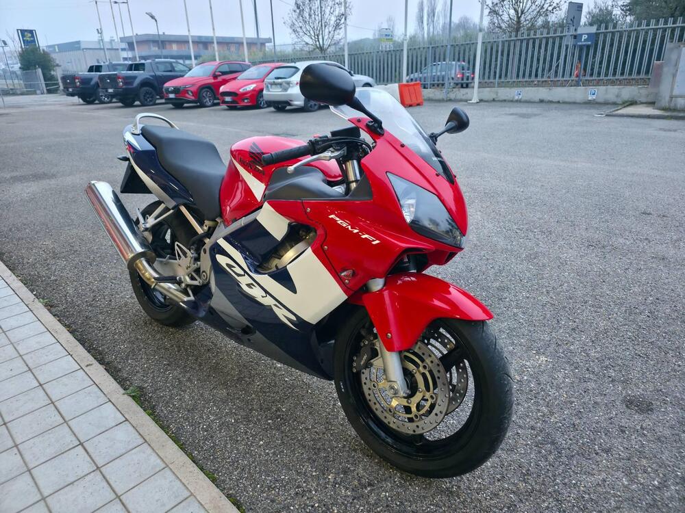 Honda CBR 600 F (2001 - 06) (4)
