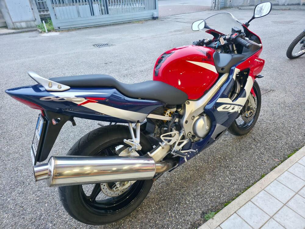 Honda CBR 600 F (2001 - 06) (6)
