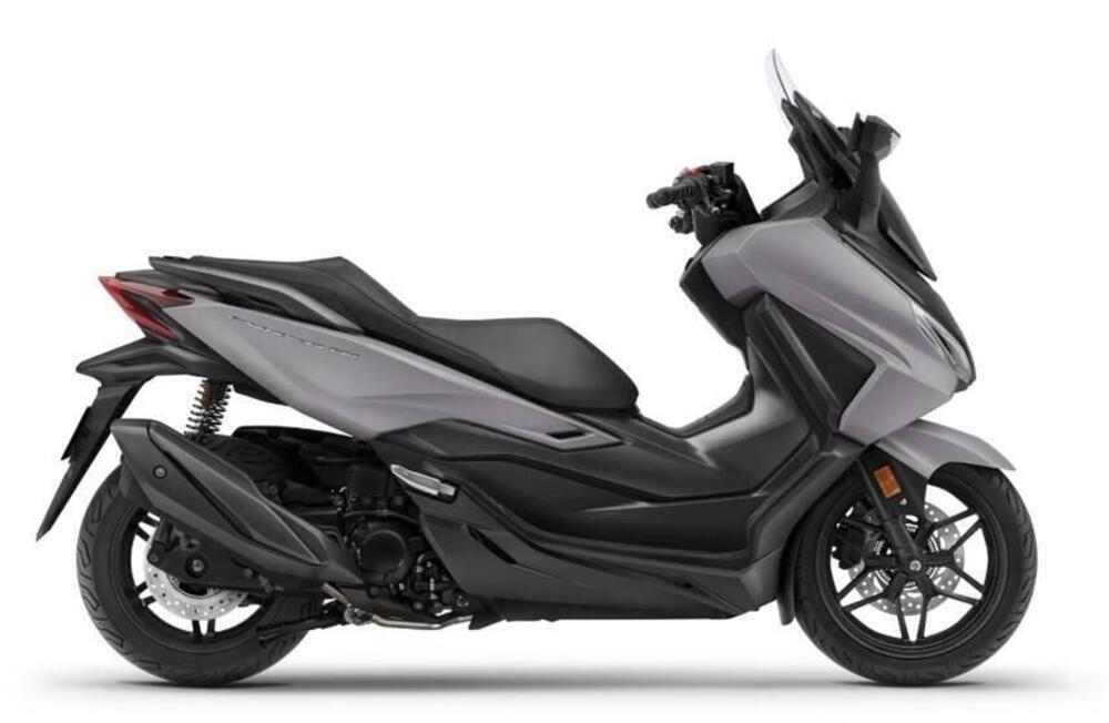 Honda Forza 350 (2025)