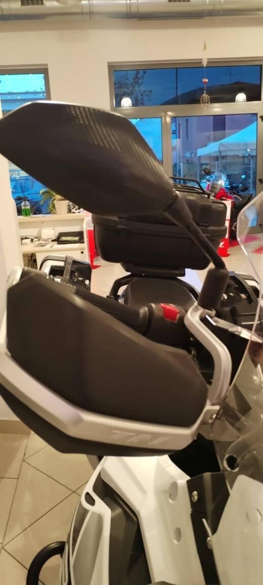 Benelli TRK 502X (2021 - 26) (11)