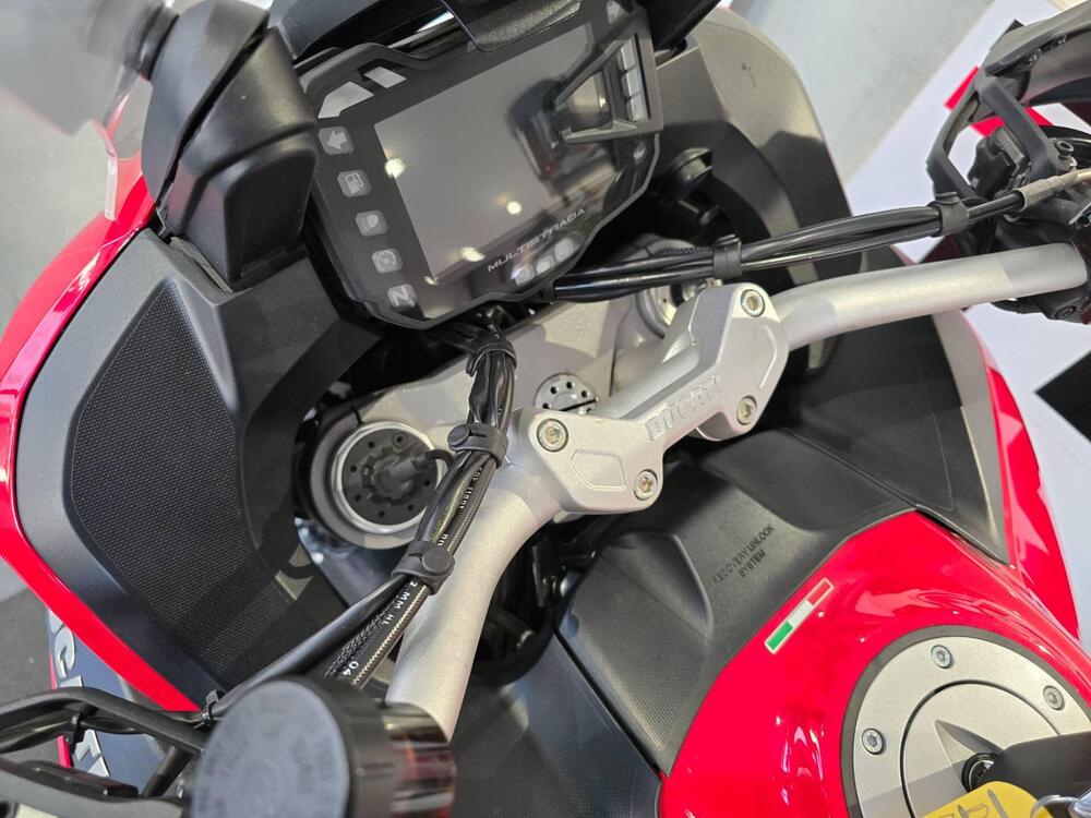 Ducati Multistrada V2 S (2022 - 24) (11)