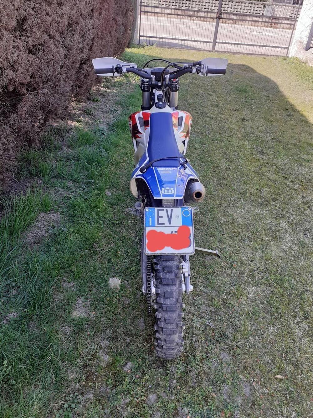 Husqvarna TE 300i (2019) (9)