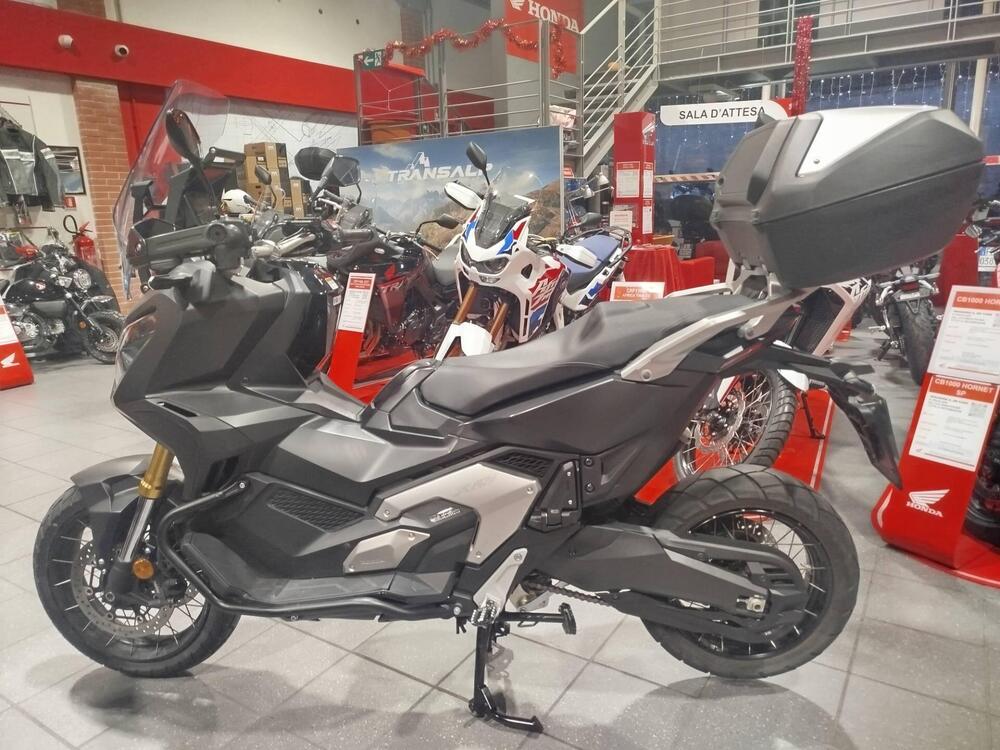 Honda X-ADV 750 DCT Gravel (2021 - 24) (2)