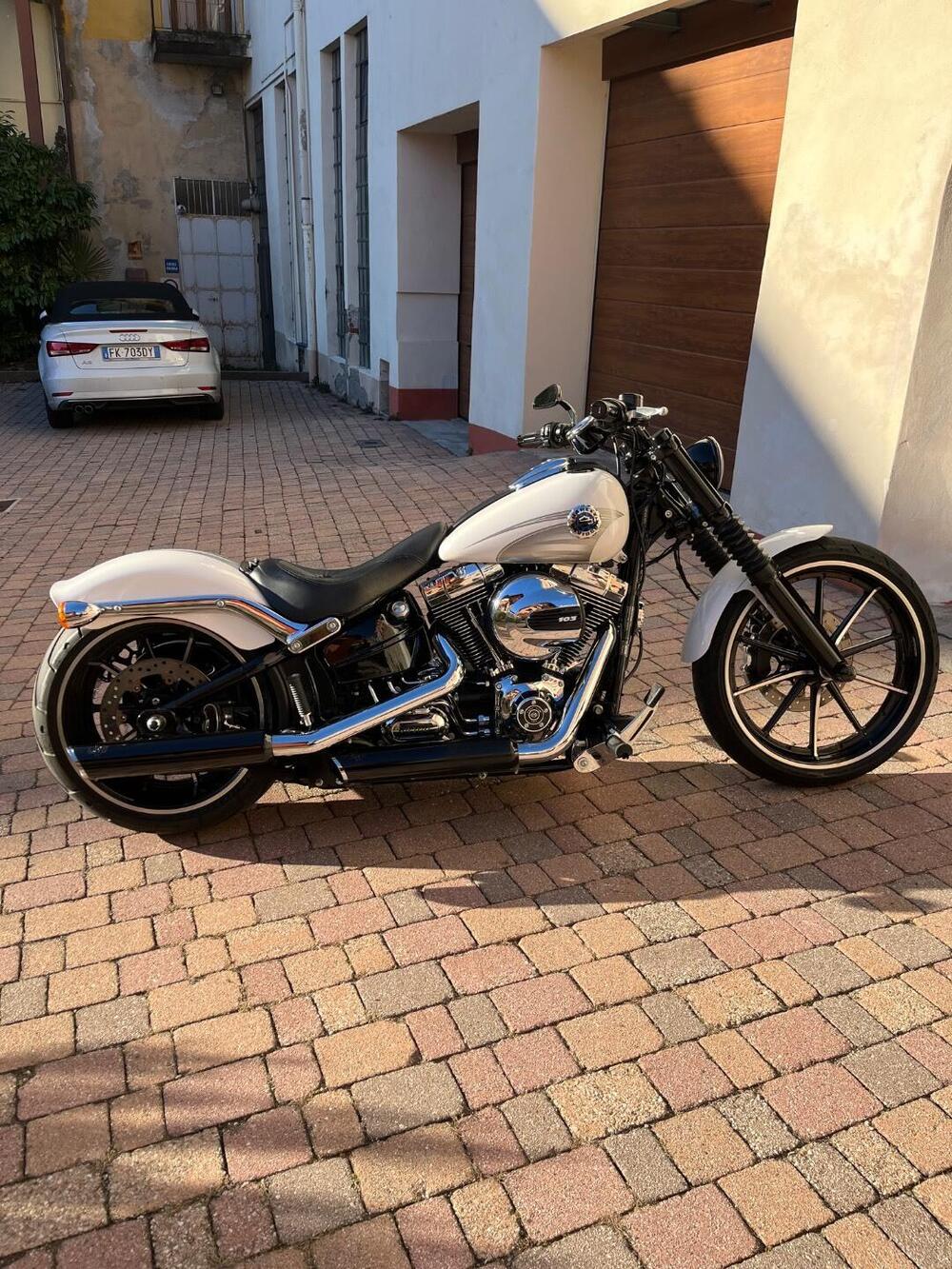Harley-Davidson 1690 Breakout (2013 - 17) - FXSB (9)