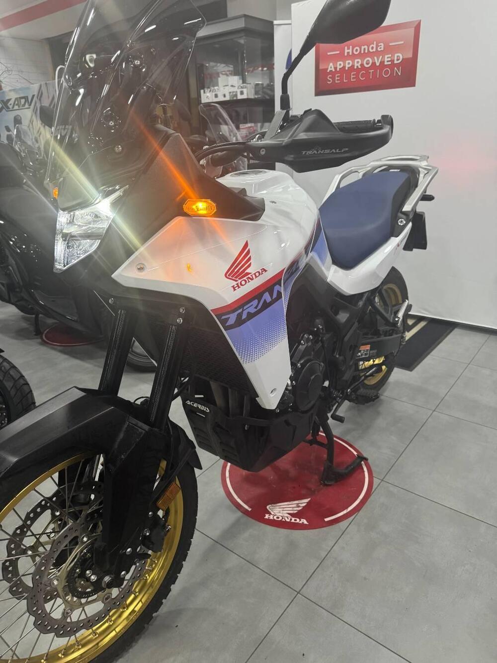 Honda Transalp XL750 (2023 - 24) (4)