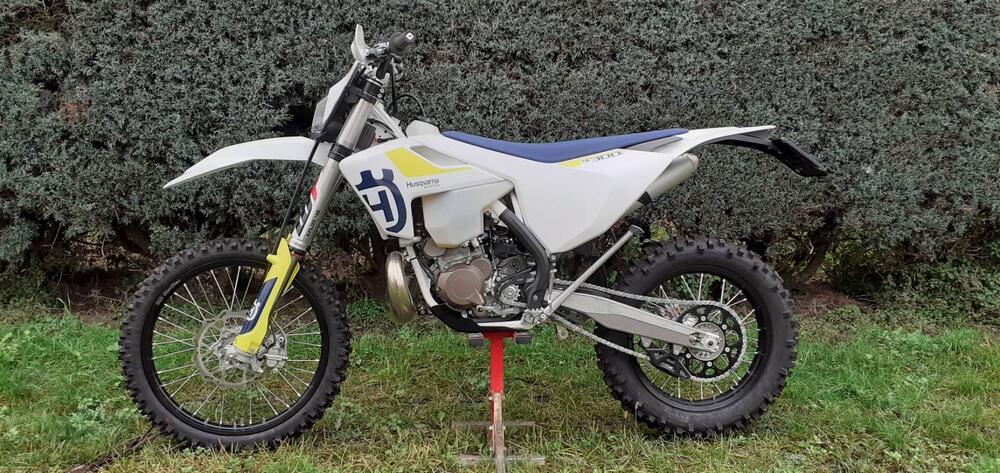 Husqvarna TE 300i (2019) (10)