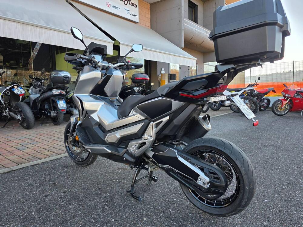 Honda X-ADV 750 (2017) (7)
