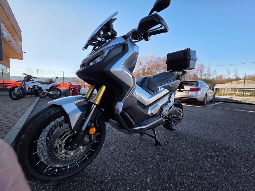 Honda X-ADV 750 (2017) (9)