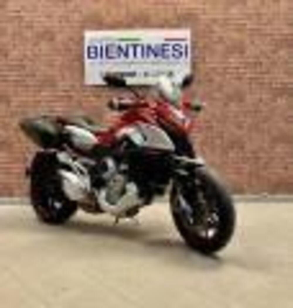 MV Agusta Stradale 800 EAS ABS (2015 - 17) (2)